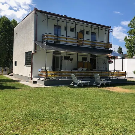 Balaton 138 *